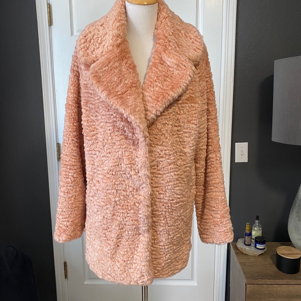 Amazing pink faux fur